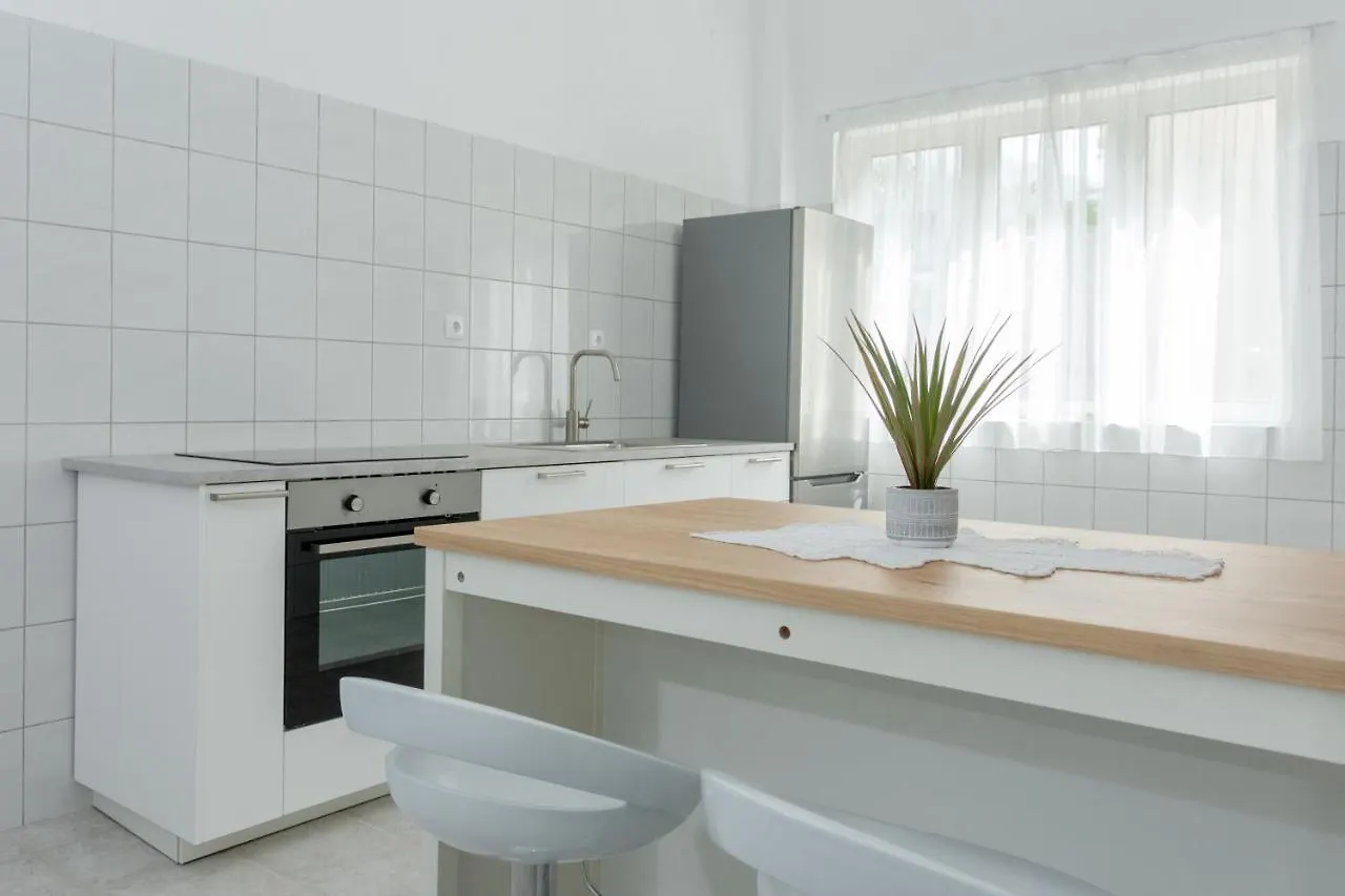 The View Split. Highlight With Roof-Top-Terrace And Pool Kaštela Appartement