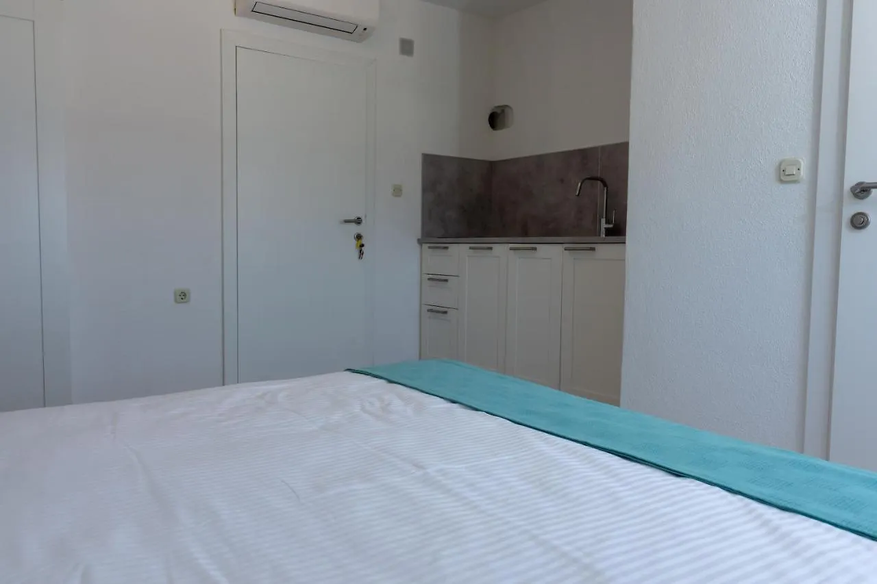 The View Split. Highlight With Roof-Top-Terrace And Pool Kaštela